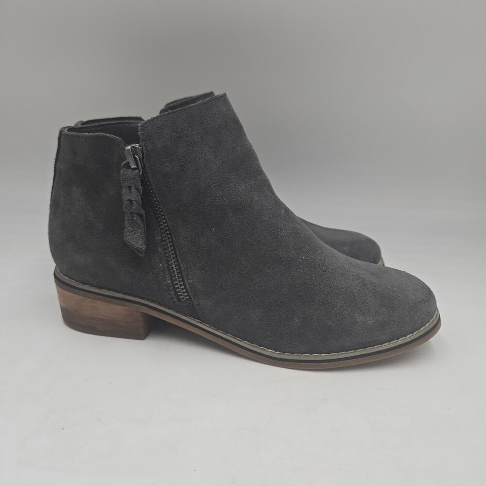 Blondo Boots Womens 9 Gray Suede Liam Waterproof Ankle Booties Double Zip Warm